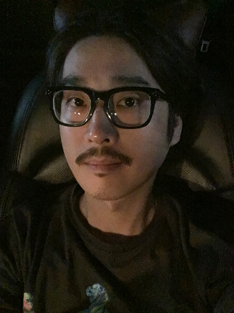 감독